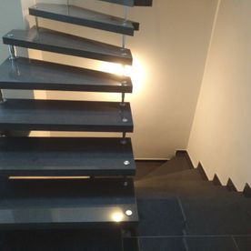 Foto Treppe aus Naturstein